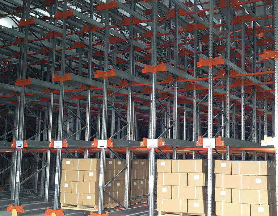 Heavy-Duty Pallet Racking